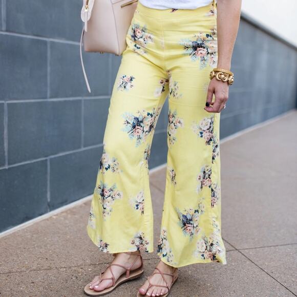 Anthropologie Pants - Feather Bone Talese Yellow Floral Wide Leg Pants Size 2